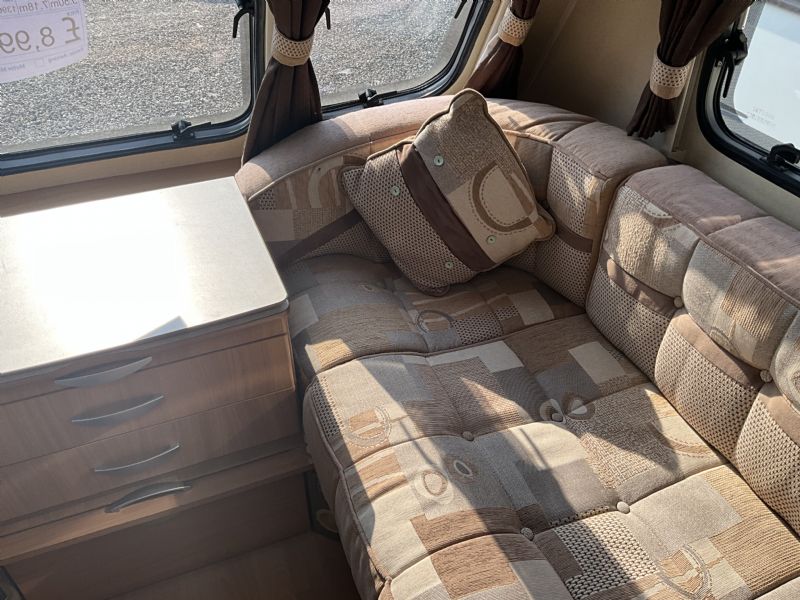 2009 Swift Conqueror 530