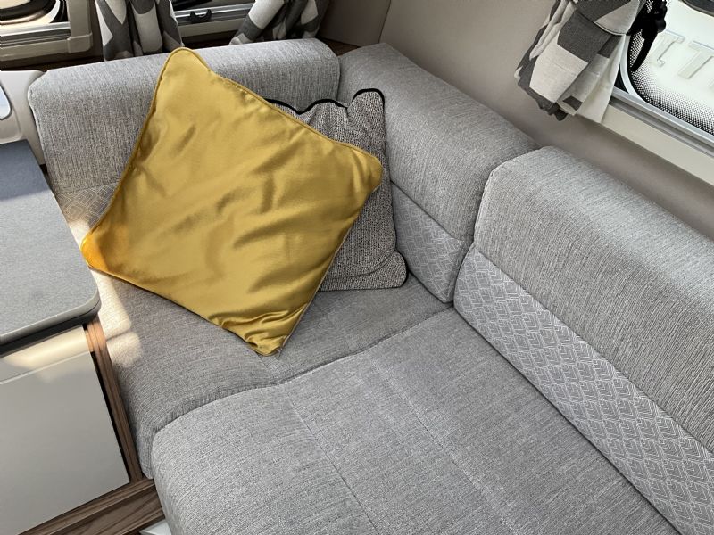 2020 Swift Europa 590