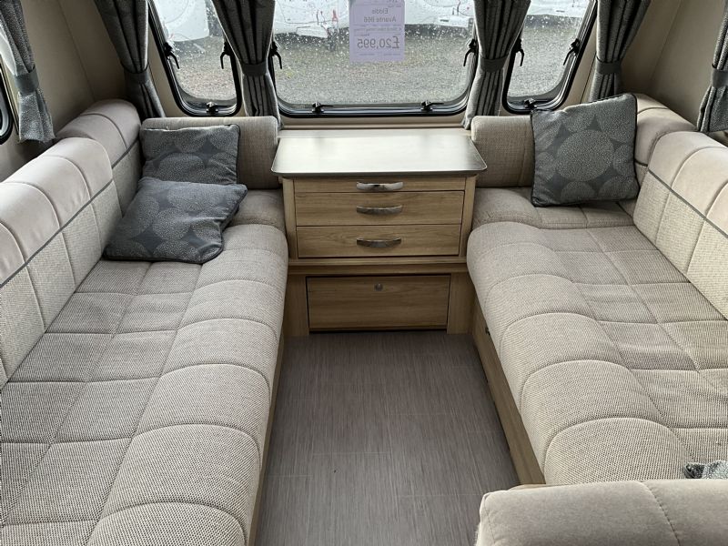 2018 Elddis Avante 866
