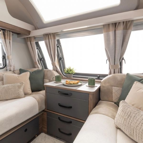 2026 Buccaneer Skyliner Commodore